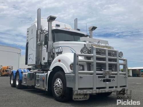 2018 Mack Superliner