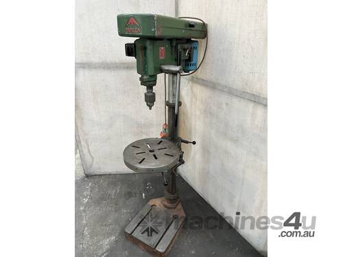 Parken MK226 Pedestal Drill