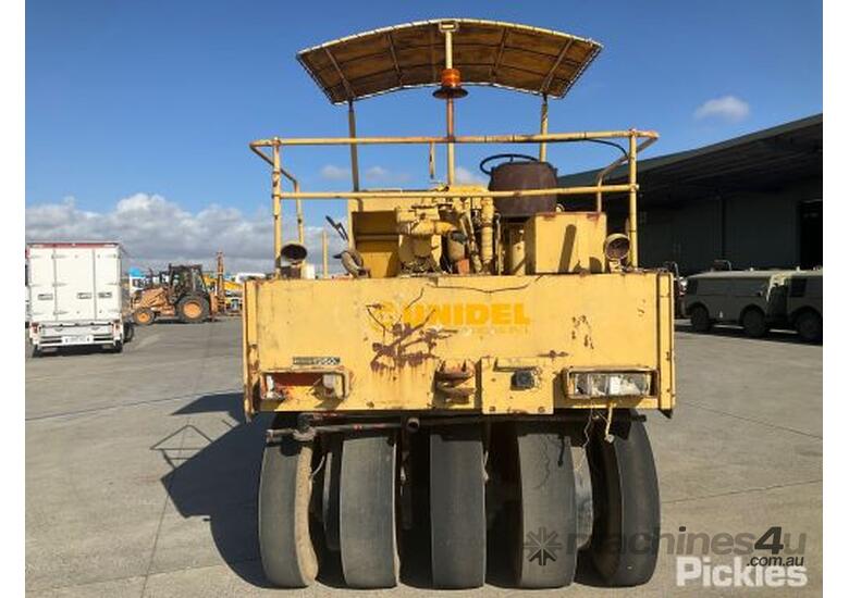Used sakai TS150 Construction Equipment in , Listed on Machines4u
