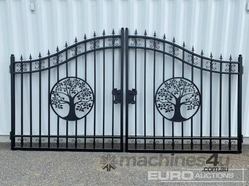 Unused Greatbear 4.2m Bi-Parting Iron Gate (Tree Design)