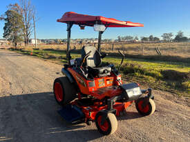 Kubota ZD1211 Zero Turn Lawn Equipment - picture0' - Click to enlarge