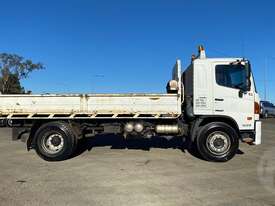 Hino FG8J 500 Series - picture0' - Click to enlarge