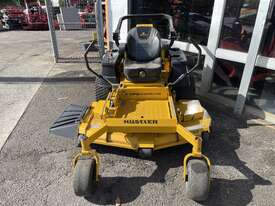 Hustler zero turn mower - picture0' - Click to enlarge