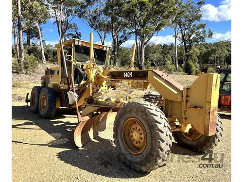 2000 CATERPILLAR 140H GRADER