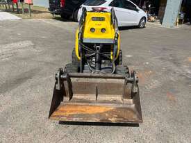 Great Condition - Mini Loader Dingo Wacker Neuson SM440-31w - picture1' - Click to enlarge