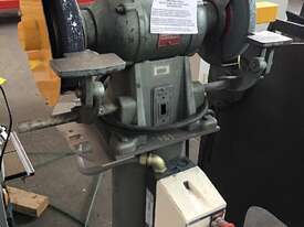 GMF Pedestal Grinder- 240 Volt - picture0' - Click to enlarge