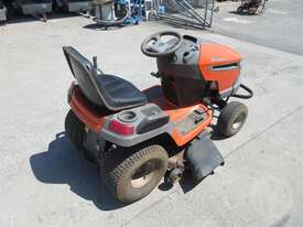 Husqvarna YTH2042 - picture0' - Click to enlarge