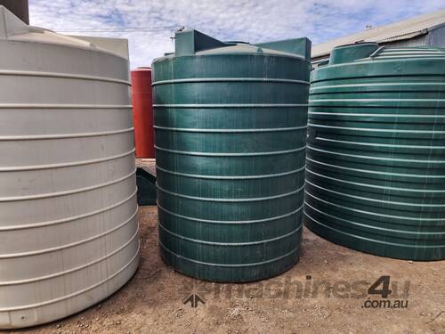 Action 3000 Gal Poly Tank. Heritage Green