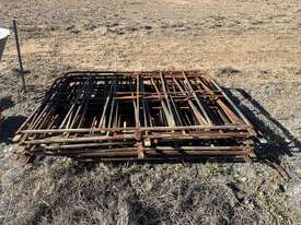 Truck Gates - picture0' - Click to enlarge