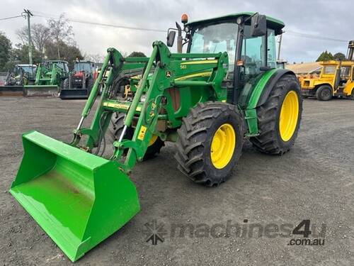 2007 John Deere 5820 Utility Tractors