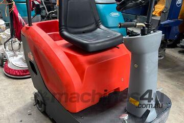 HAKO JONAS 800E RIDE-ON SWEEPER 50 hours