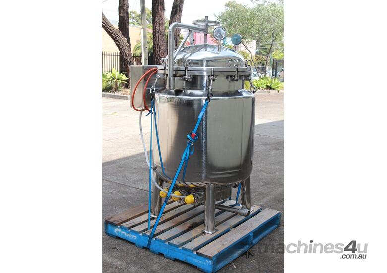 Electrically Heated Oil Jacketed Pressure Cooker.