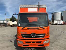 2007 Hino FC Hi Grade Pantech - picture0' - Click to enlarge