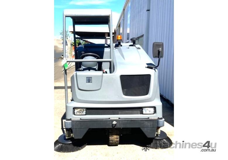 Karcher Sweeper Scrubber