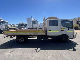 2016 Hino 300 616   4x2 Tray Truck - picture2' - Click to enlarge