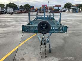 2001 Victorian Trailers Tandem Axle Box Trailer - picture0' - Click to enlarge