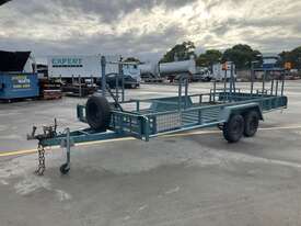2001 Victorian Trailers Tandem Axle Box Trailer - picture1' - Click to enlarge