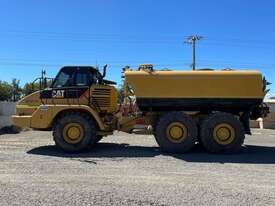 2007 Caterpillar 725 6x6 Articulated Water Cart - picture2' - Click to enlarge