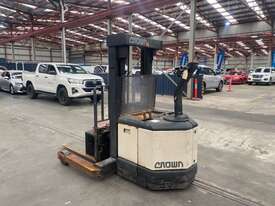 Crown WR3000TL102 Walk Behind Electric Forklift - picture0' - Click to enlarge