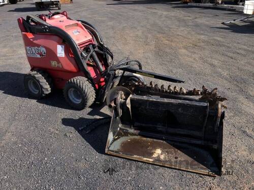 2004 Dingo Mini Digger K9-4-Y-II Mini Digger (Wheeled)