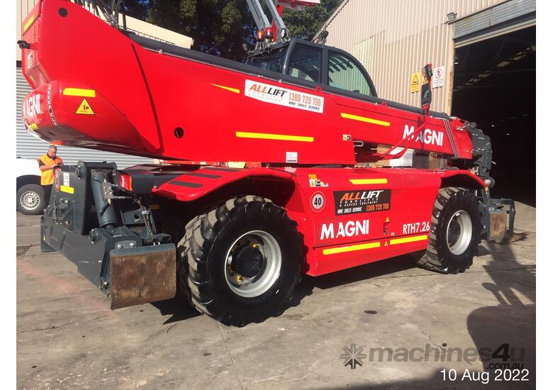 caption Magni RTH7.26 Rotational Telehandler