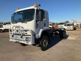 2008 Isuzu FTS 800 Cab Chassis - picture1' - Click to enlarge