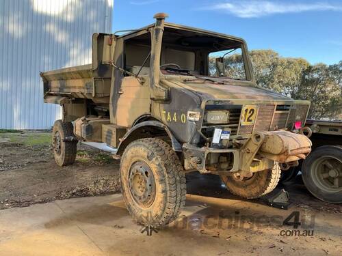 Mercedes Benz Unimog UL1700L Dump