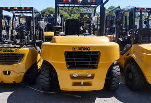XCMG 7T Forklift | Diesel | Model: FD70T