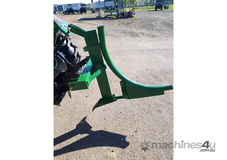caption AgKing - Single Tine Tractor Ripper w/ 50mm Poly Layer