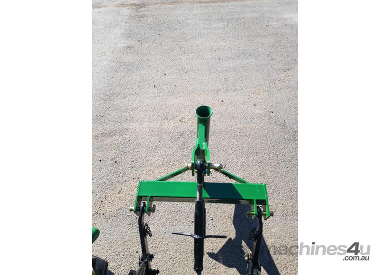 caption AgKing - Single Tine Tractor Ripper w/ 50mm Poly Layer