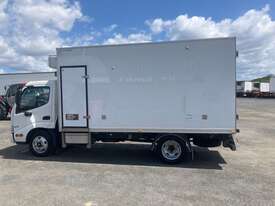 2019 Hino 300 616 Refrigerated Pantech - picture2' - Click to enlarge