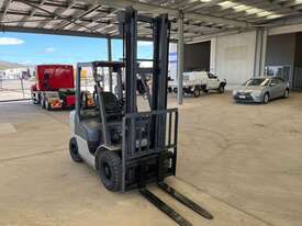 2008 Nissan P1F2A25DU Forklift - picture0' - Click to enlarge