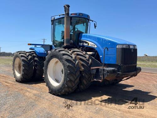 New Holland TJ375 4WD Tractor