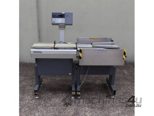 Checkweigher with Rejector.