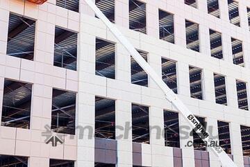 Snorkel 660SJ Telescopic Boom Lift