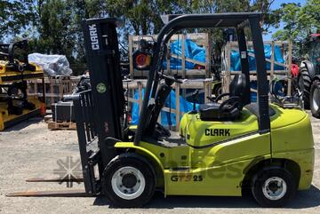 Clark GTS25L # 2,5 Tonne Gas Forklift # 2500kg Load Capacity # 4800mm Lift Height