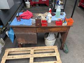 Workbench - picture2' - Click to enlarge