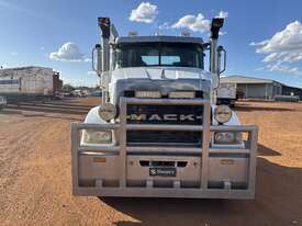 2013 Mack CMHT Trident 6x4 Prime Mover *Ex Major Gas Field Operator* - picture0' - Click to enlarge