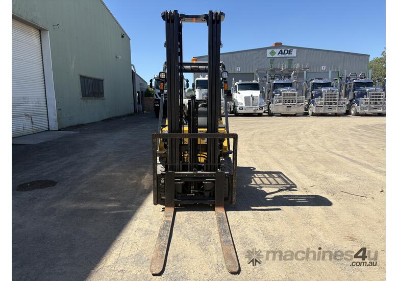 caption 2018 CAT GP25NT Forklift