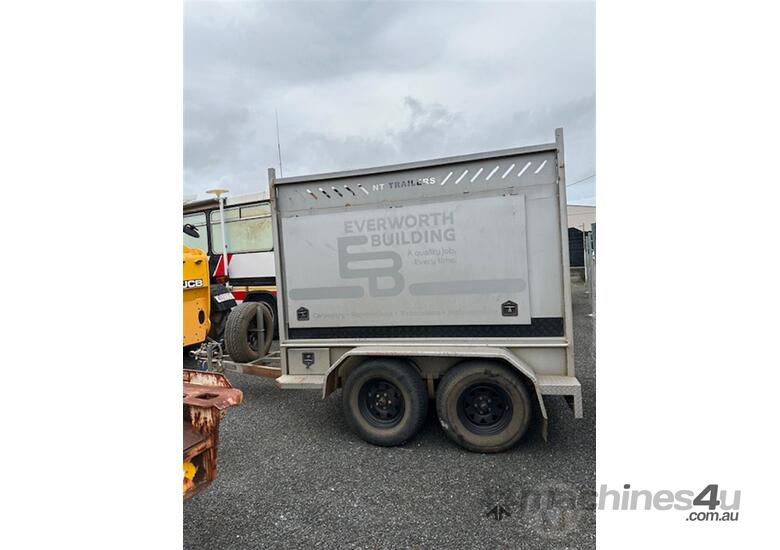 caption Commercial Tool 2002 NT