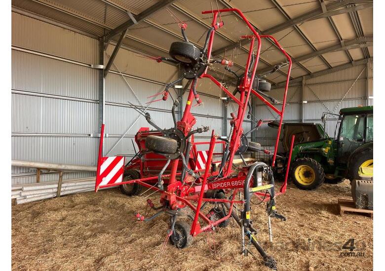 caption Rotary Tedder
