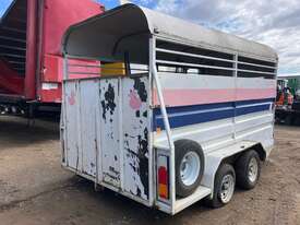 Homemade Dual Axle Horse Float - picture0' - Click to enlarge