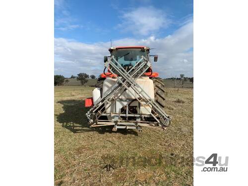 caption Boom spray 600ltr