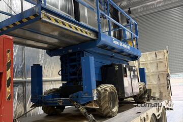 Genie   rough terrain scissor