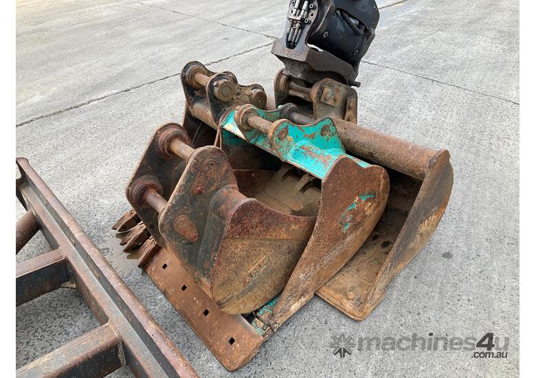 Kubota KX040-4 Excavator