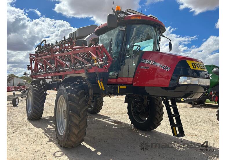 caption 2017 CASE IH PATRIOT 4430 FLEX S SP SPRAYER
