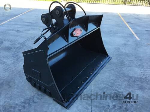 caption BETTA BILT BUCKETS 14 TONNE TILT BUCKET