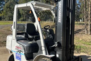 Nissan 2.5 tonne 6.0M reach, Gas