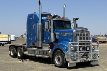 2009 KENWORTH T908 PRIME MOVER