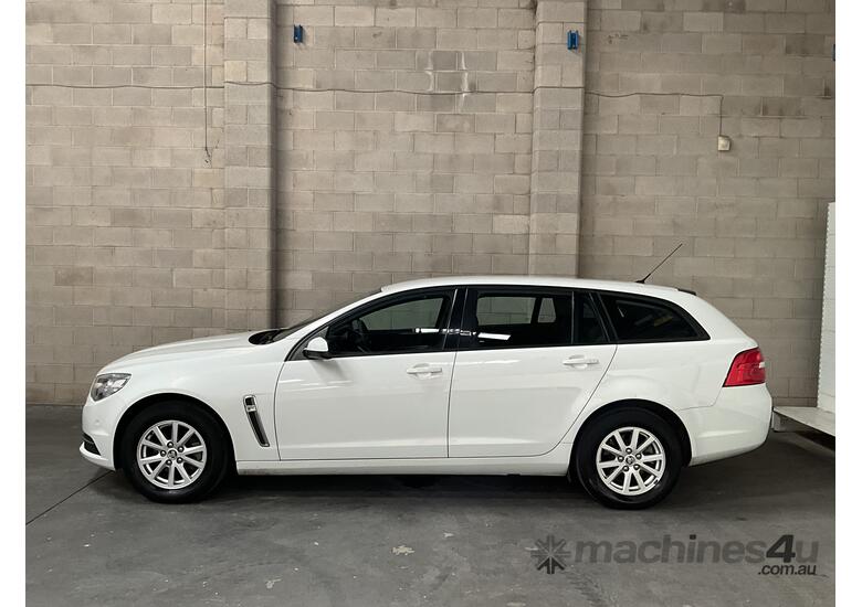 caption 2017 Holden Commodore Evoke Petrol